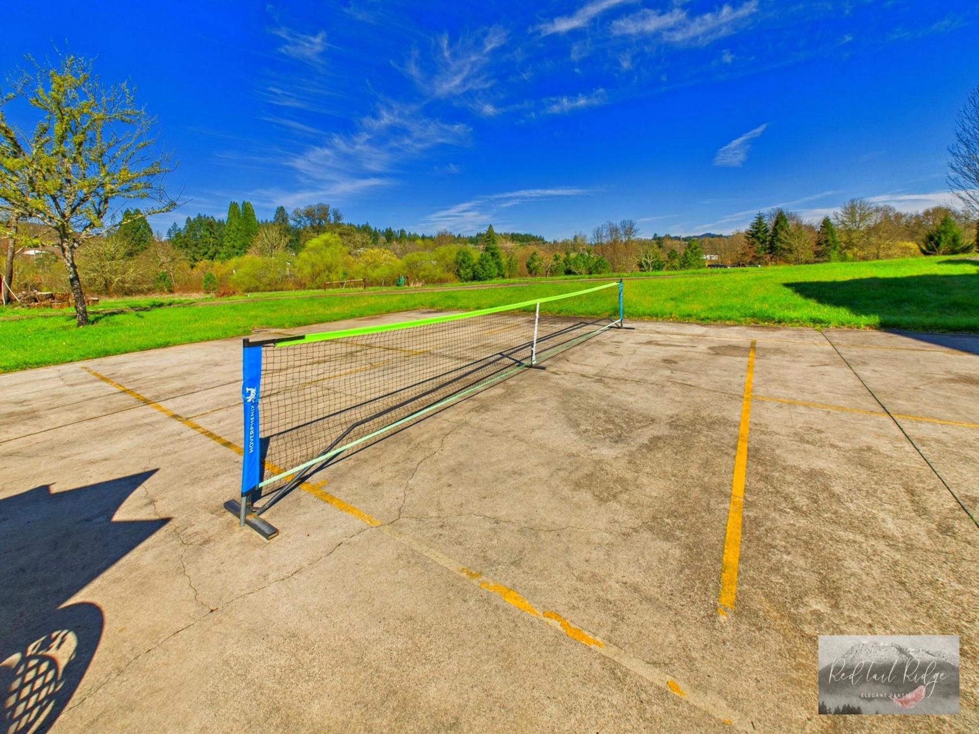Beautiful Country Apartment, Ac, Pickleball, Billiards, Playground, Gardens Philomath Екстериор снимка